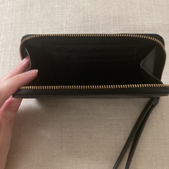 Coach wristlet - Picture 3 of 4